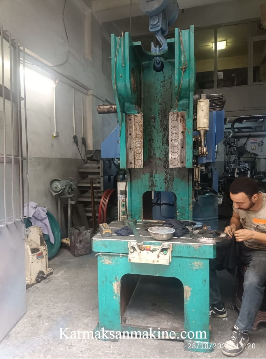 Eksantrik Pres İmalatı Poz 2